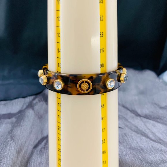 Tory Burch bracelet T series simple commuting big-budget resin bracelet - Picture 2 of 12